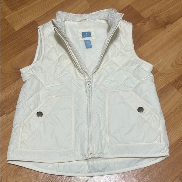 Babygap 5Y White Quilted Vest with Pockets - Picture 1 of 3